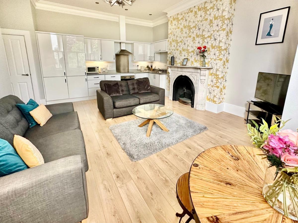 요크 Moorgate View With Free On Street Parking 아파트 외부 사진